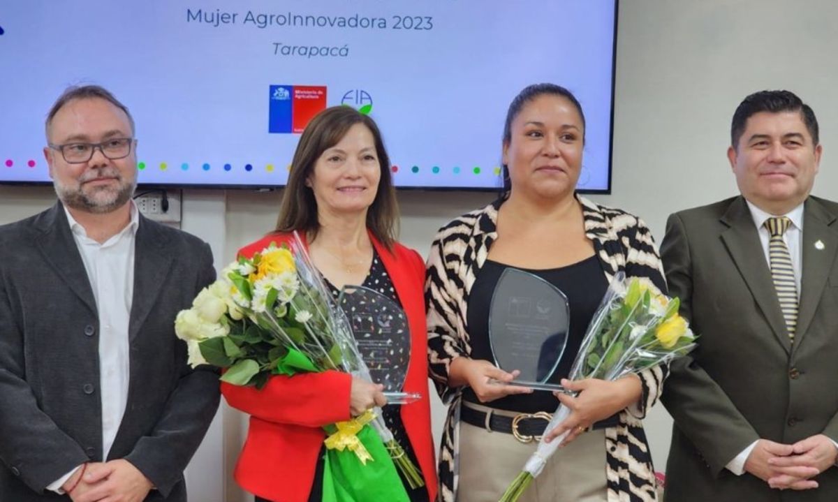 Premio Mujer Agroinnovadora a impulsoras de la producción de lechugas y vino del desierto
