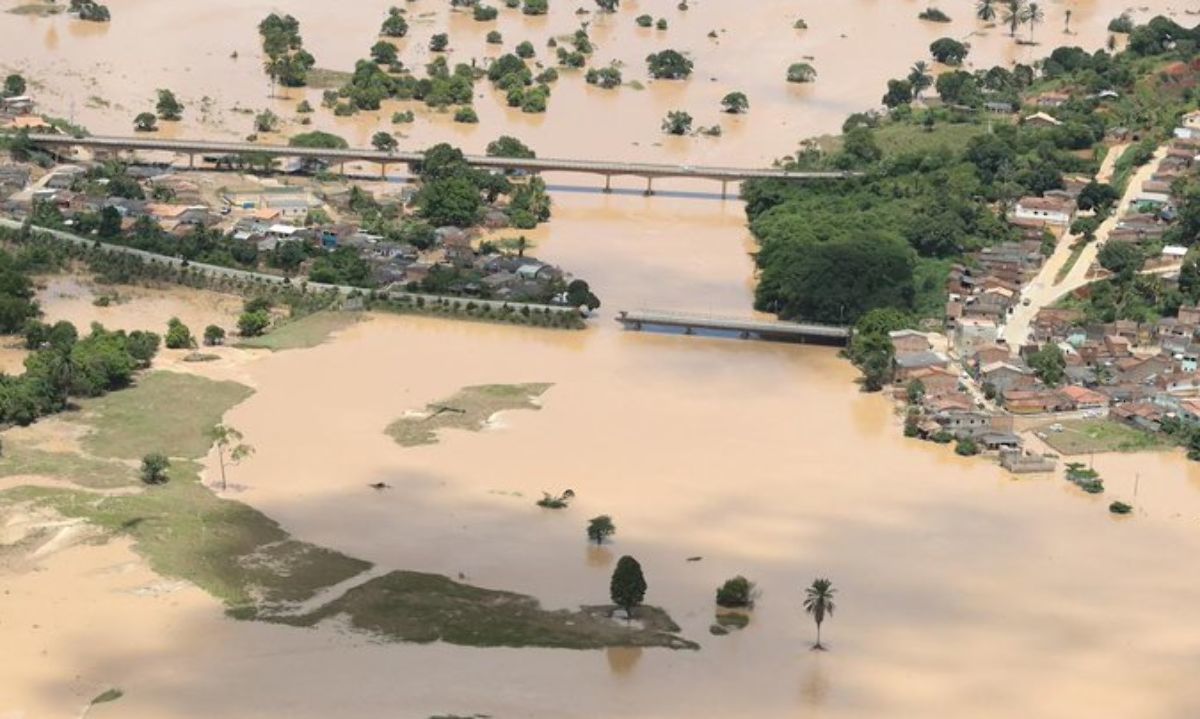 Chile dará apoyo a Brasil, Argentina y Uruguay para identificar impacto de las inundaciones